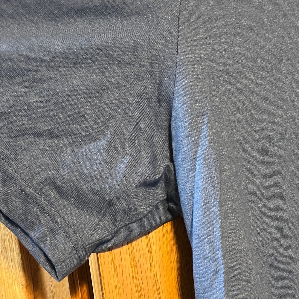 Izod Saltwater Graphic Tee in Blue - Picture 3 of 9
